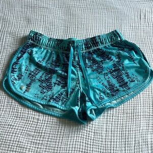 Under armour shorts size small